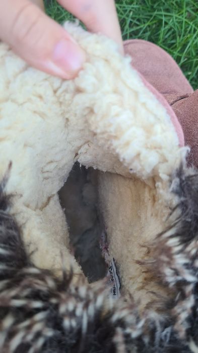 Ghete Bearpaw cu lana, 31