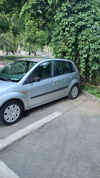 Ford Fiesta de vanzare 1.2 benzina + GPL