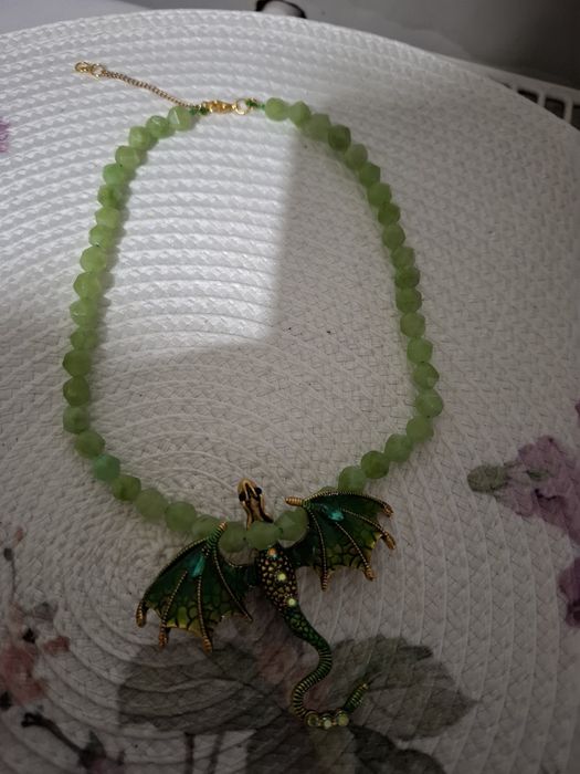 Colier peridot fațetat cu dragon 43 cm lungime reglabil
