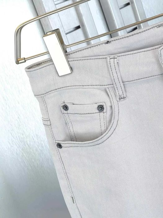 Aduc pe comanda Blugi Versace orice model