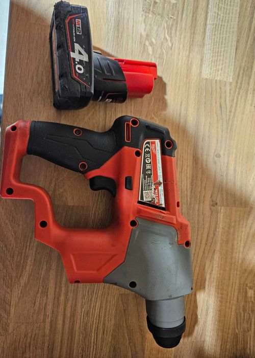 Rotopercutor Milwaukee M12 CH