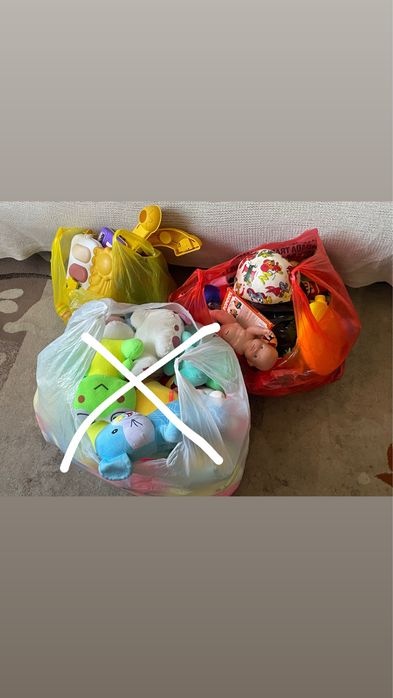 Отдам даром игрушки