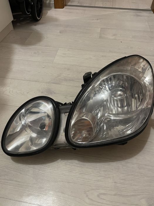 Фара аристо/лексус