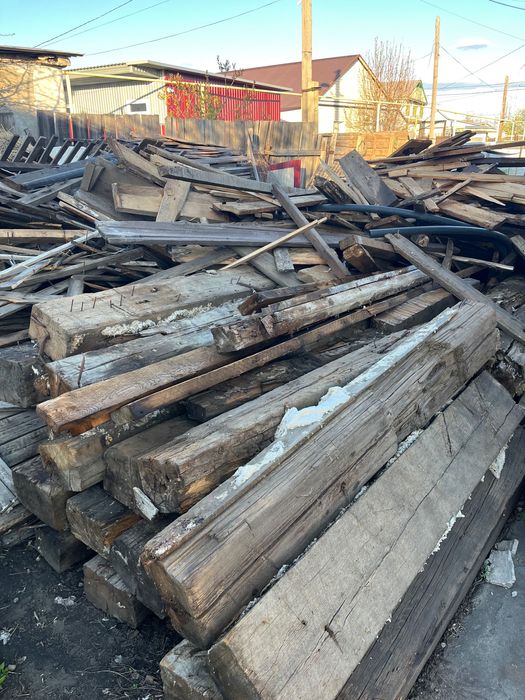 Отдам бесплатно доски на дрова