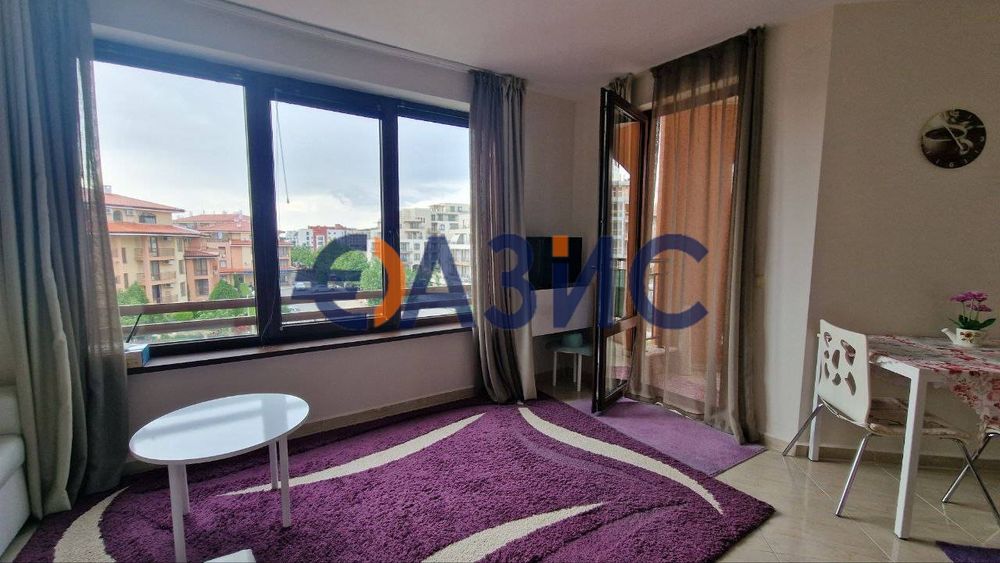 Продава се Двустаен апартамент в Свети Влас - 70 кв.м за 1315 €/кв.м - Снимка #2