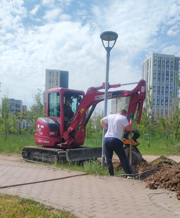 Услуги мини-экскаватора в Астане. Миник Блоха.