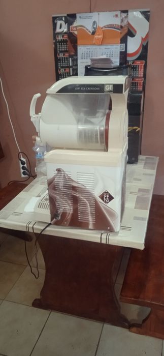 Машина за мек  сладолед