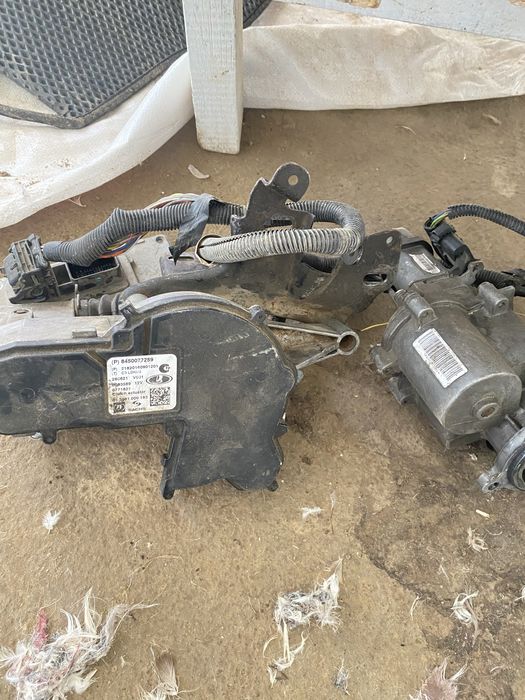 Актуатор коробки передач и компьютер