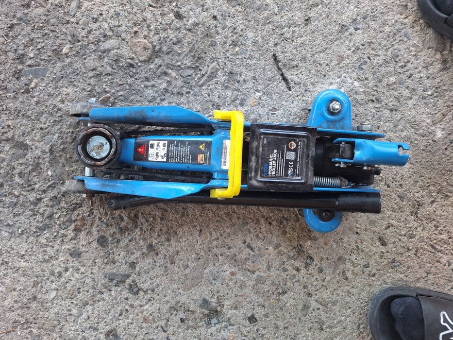 Хидравличен крик крокодил