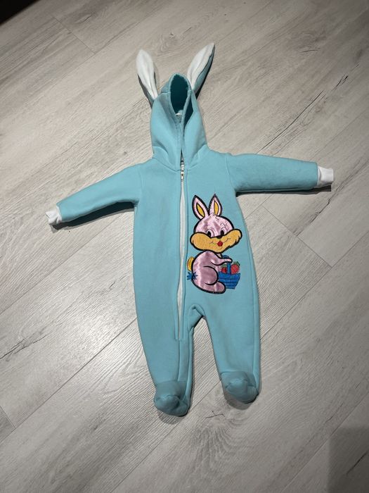 Продам детские комбинезоны