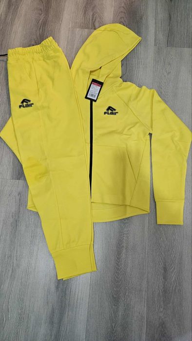 Дамски екип Flair М