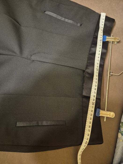 Pantaloni zara noi