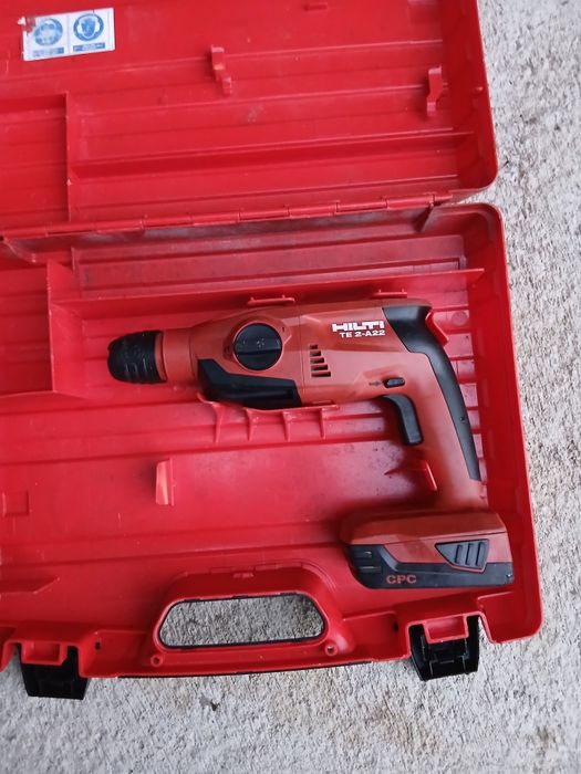 Акумулаторен перфоратар Hilti 22волта