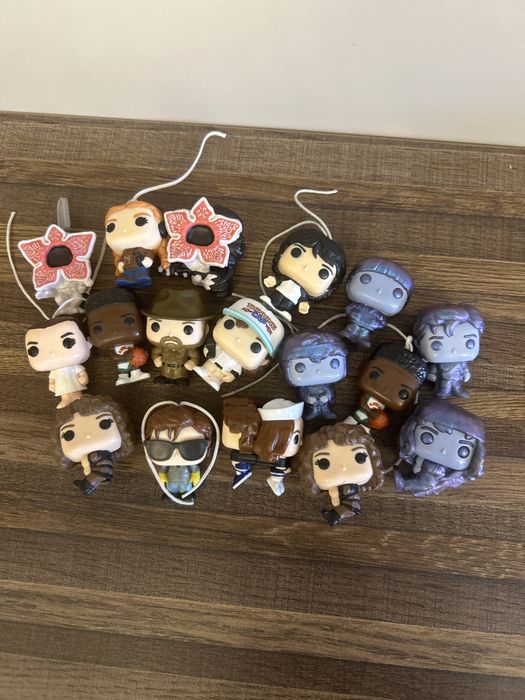 Игрушки Funko pop Stranger things с киндера