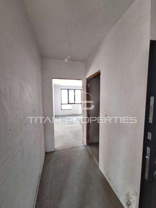 Тристаен апартамент в Бранополе