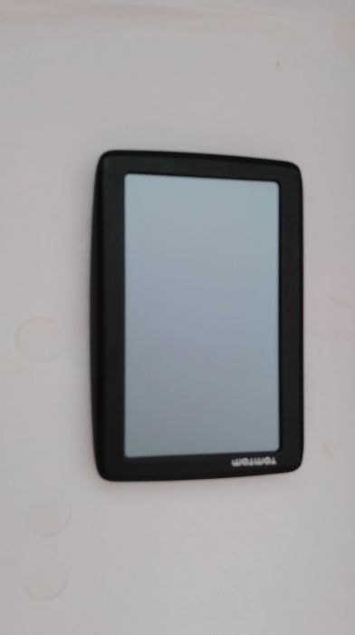 GPS Tomtom 4EN52 -slot card SD/încărcător micro USB
