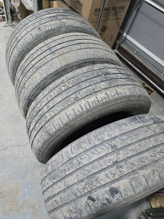 Комплект летней резины R18 265/60 в хорошем состоянии.