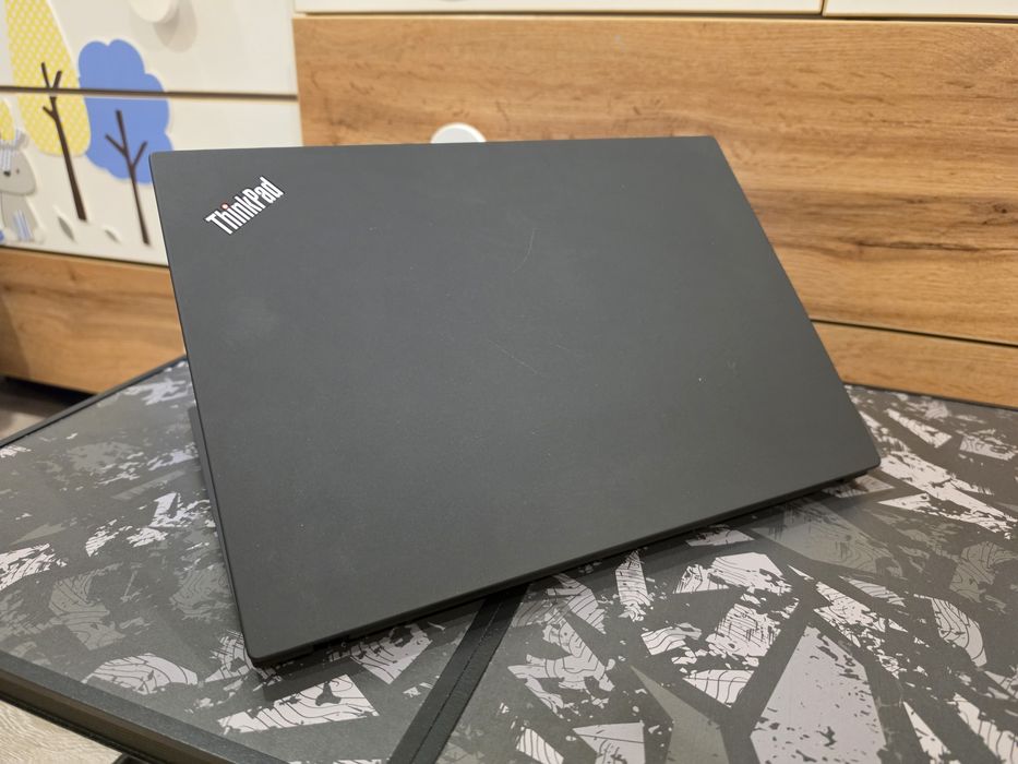 Lenovo ThinkPad P14s Gen 2 / i5-11th / Nvidia T500 4GB/ 16GB Ram / 256 SSD
