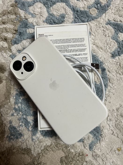Айфон 13 в хорошем состаяний