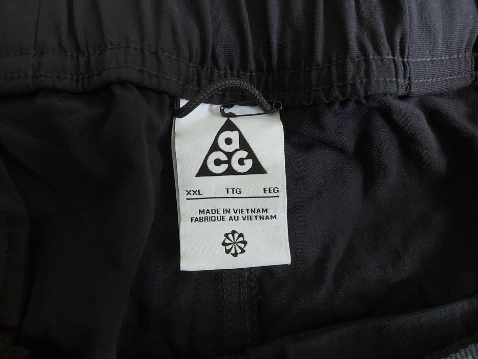Мъжки карго шорти Nike ACG - размер XXL