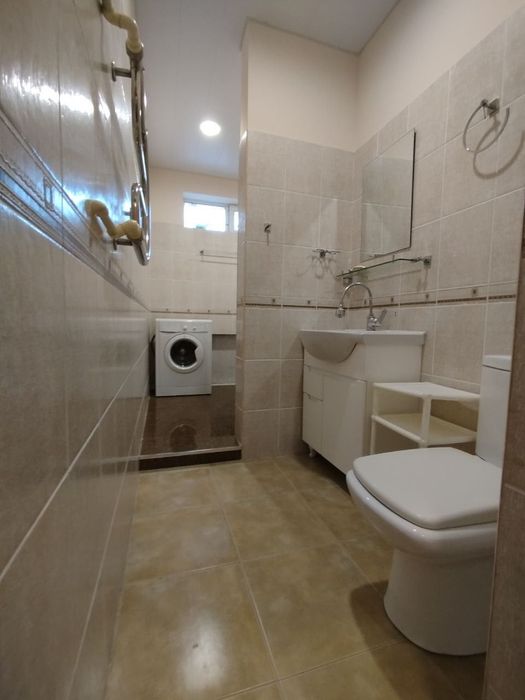 Аренда 3в2/1/4 Феруза-1 Шукрона. S=65м². После ремонта.Всё есть Маклер