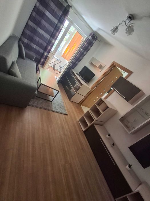 Apartament de închiriat
