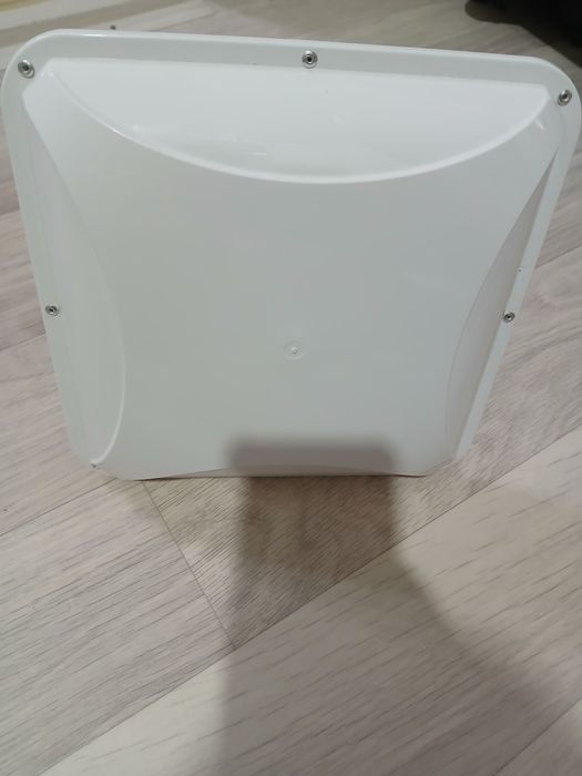 Продам антенну усилитель 4G
