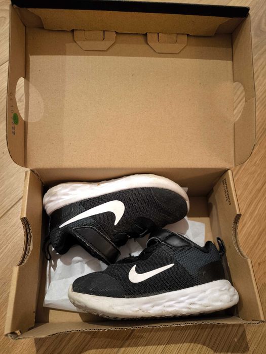 Nike revolution 6 размер 22