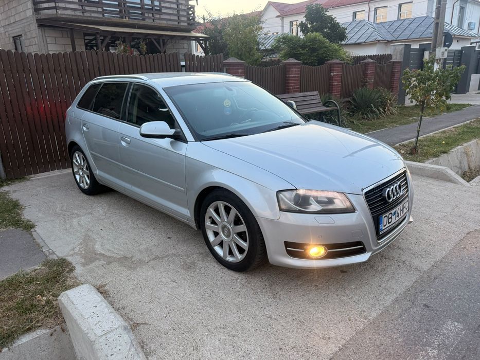 Vand Audi A3/2013  1.6 Automat Dsg Proprietar  Lumini  Led  Clima  4990€