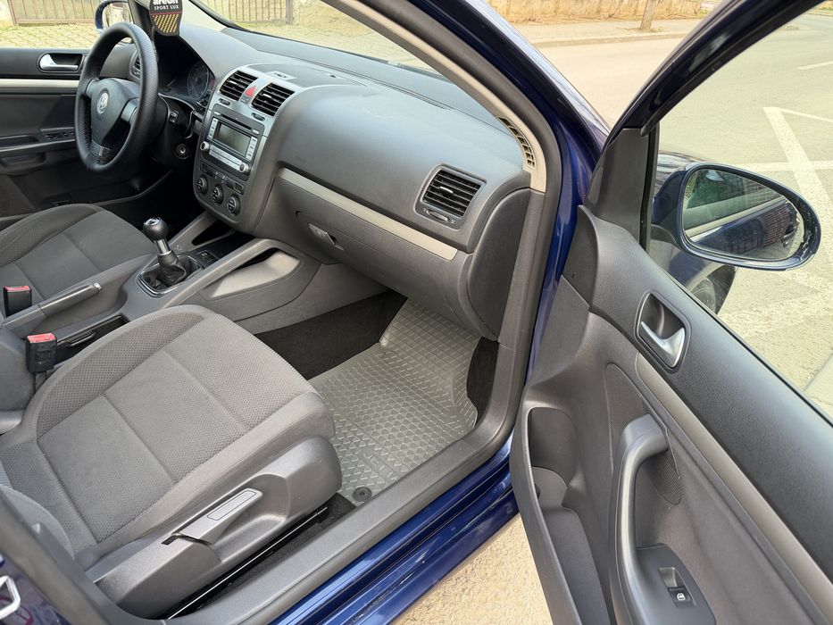 Vw Golf 5 / 1.9 diesel 6 trepte / Stare buna / An 2008 E/4 !!