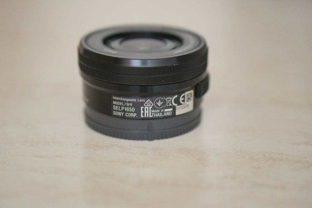 Обектив Sony SEL 16-50mm F 3.5-5.6 OSS