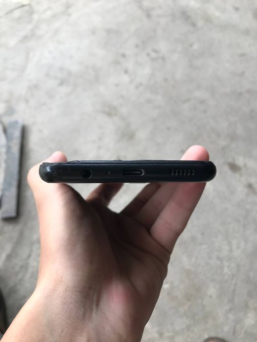 Samsung A04S ishlashi yaxshi