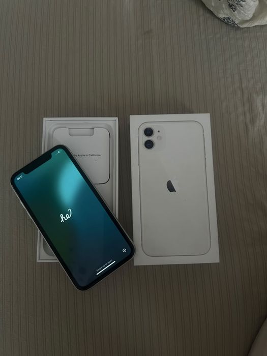 Продам iPhone 11