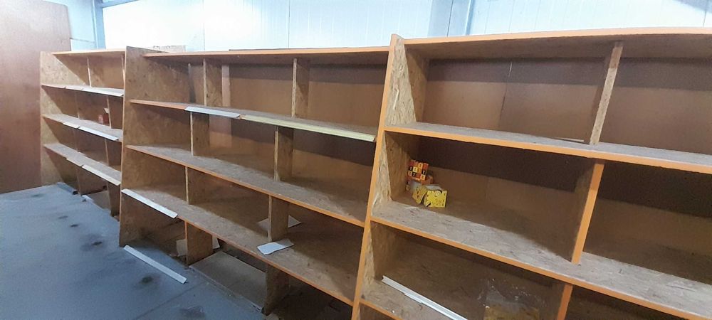 Търговски стелажи за склад/магазин!