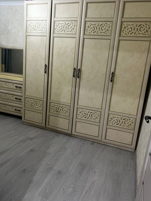 Продам спальни гарнитур