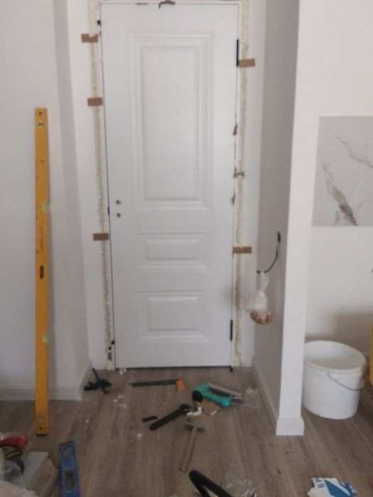 Установка дверей