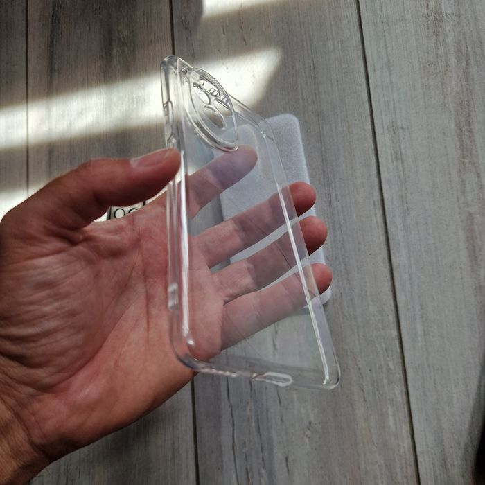 Huse silicon Honor 200