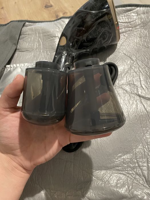 Чисто НОВ ръчен уред за гладене с пара Philips STH7060/80