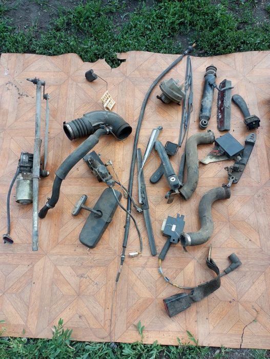 Продам запчасти .