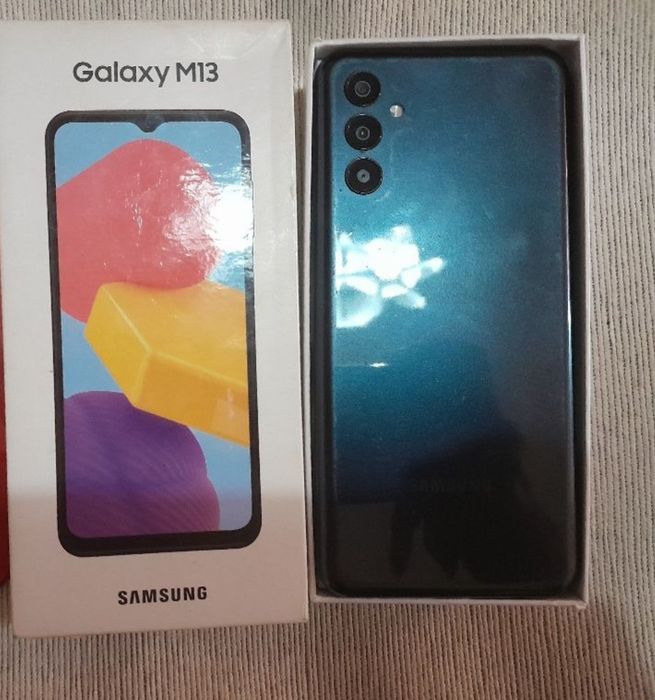 Samsung m13 xotirasi 64/4