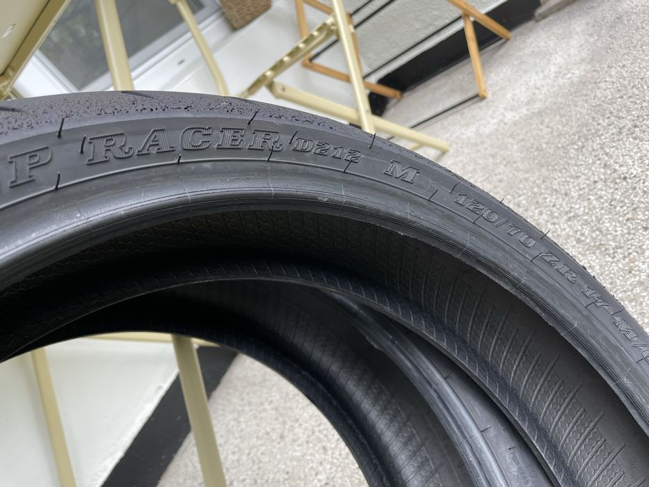 Полуслик Dunlop GP D212