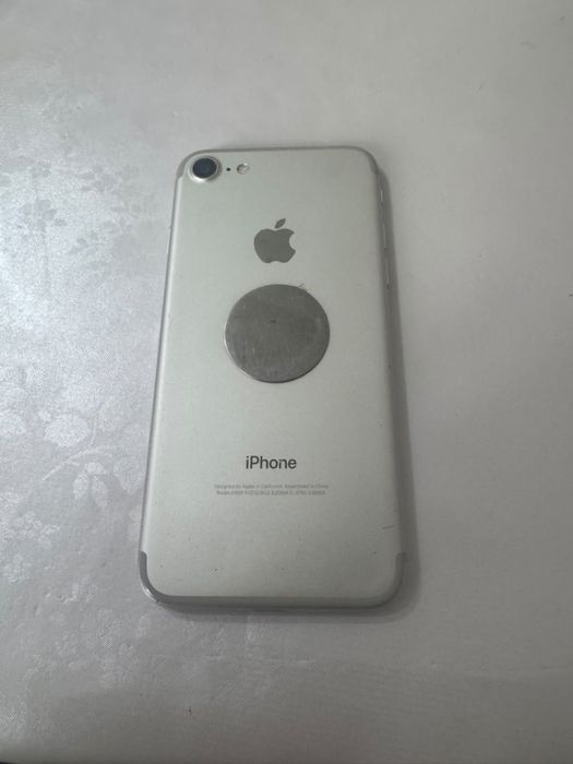 Продам iPhone 7 В хорошем состоянии