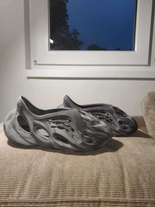 Adidas Yeezy Foam Runner Gray