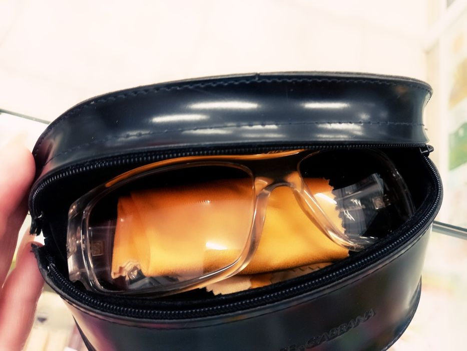 Продам бренд .очки