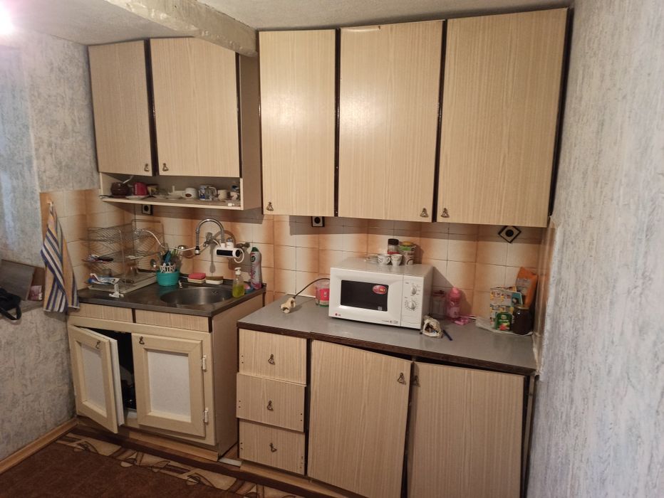 Продава се къща в с. Черна гора