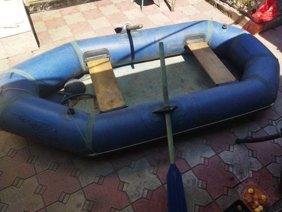 Продам лодку ПВХ