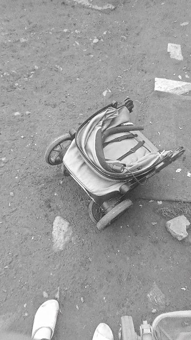 Срочно продам коляски цены от 3500