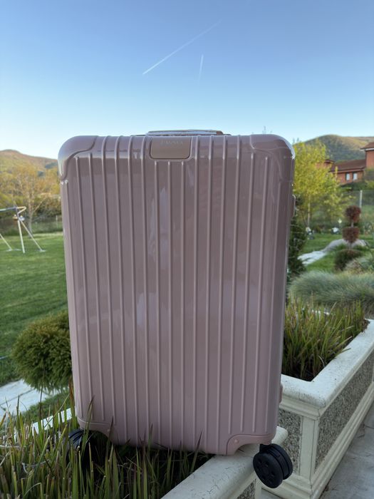 Куфар Rimowa нов