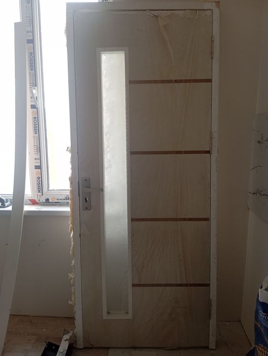 dimaxod,rakovena,gaz plita,vanna yanggi,eshik bir quyib yechilgan