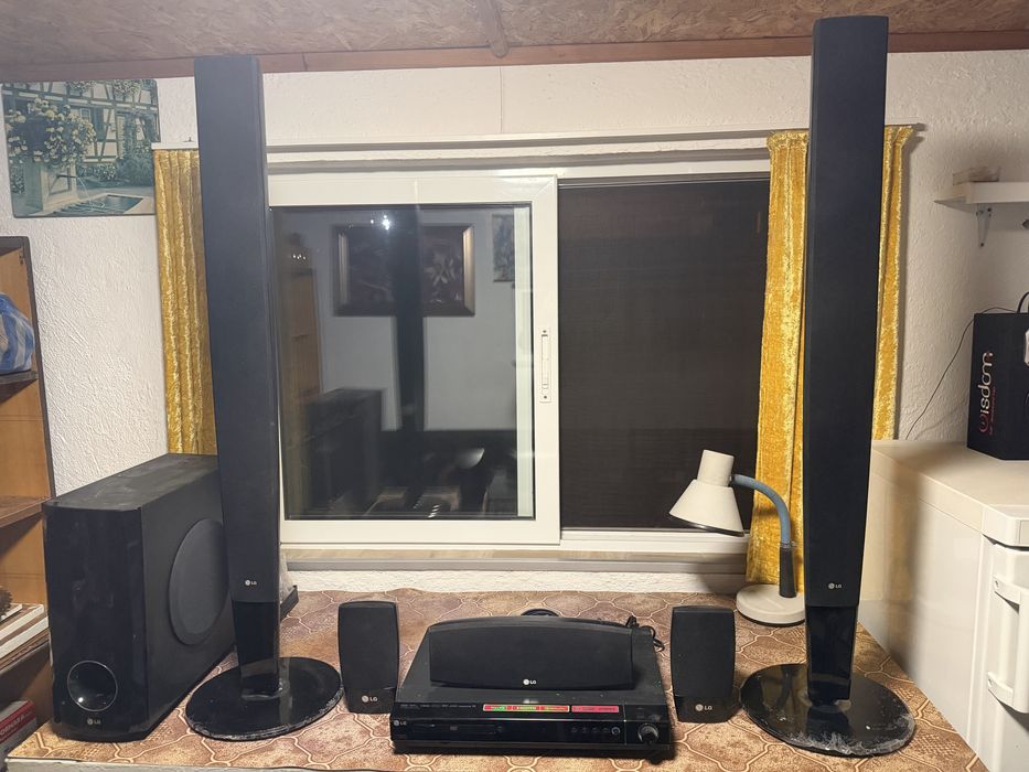 Домашно кино LG HT502PH